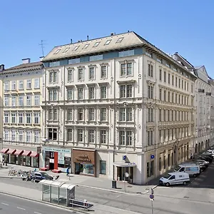 Living An Der Oper Szálloda Bécs